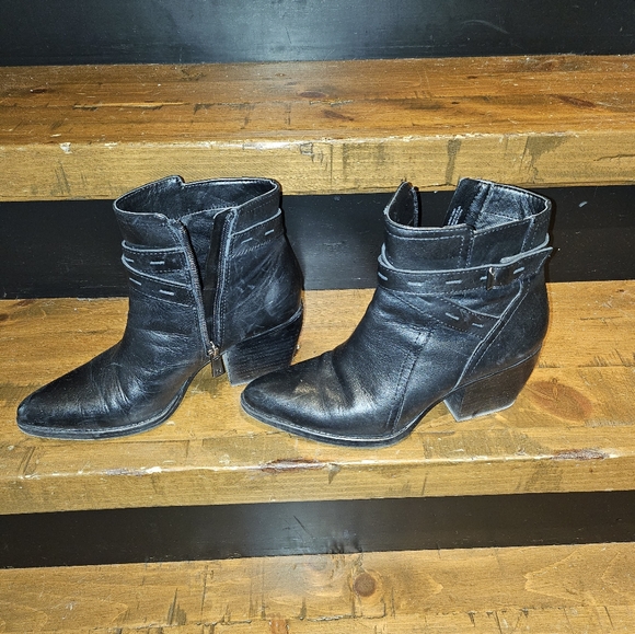 Leather boots - Picture 4 of 4